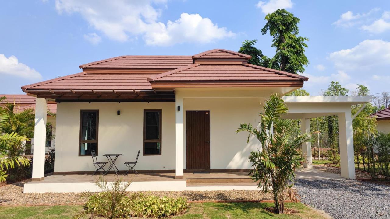 Isan Golf & Adventure Hotel Udon Thani Dış mekan fotoğraf