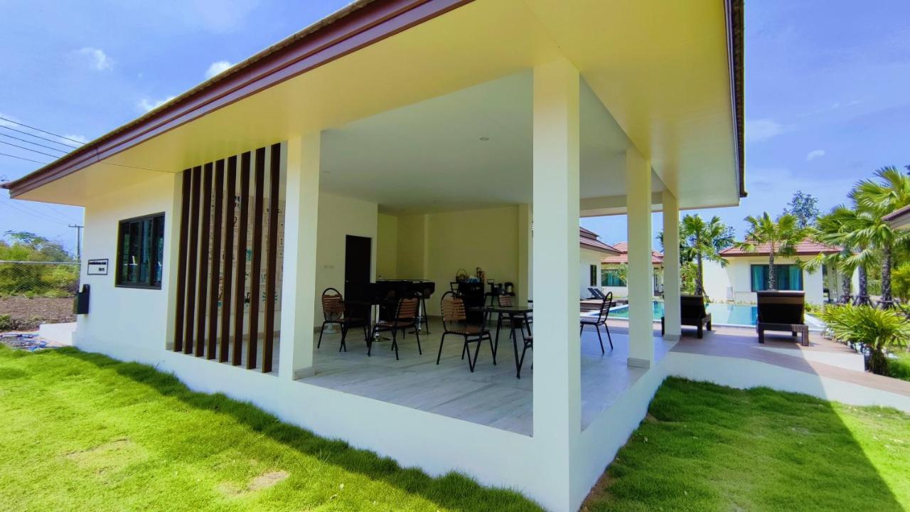 Isan Golf & Adventure Hotel Udon Thani Dış mekan fotoğraf