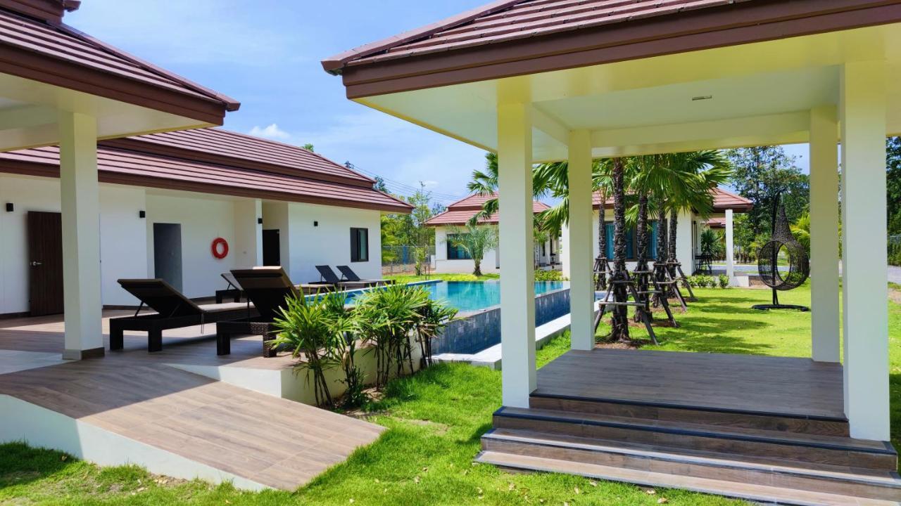 Isan Golf & Adventure Hotel Udon Thani Dış mekan fotoğraf