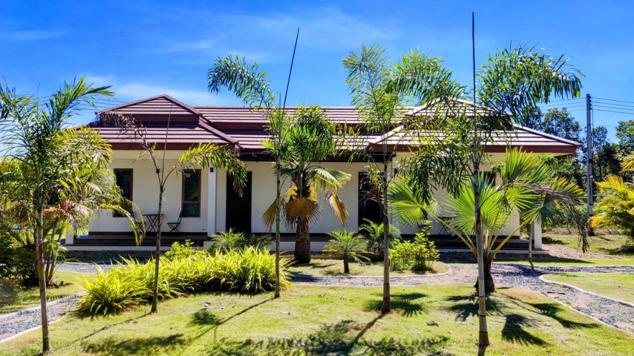 Isan Golf & Adventure Hotel Udon Thani Dış mekan fotoğraf