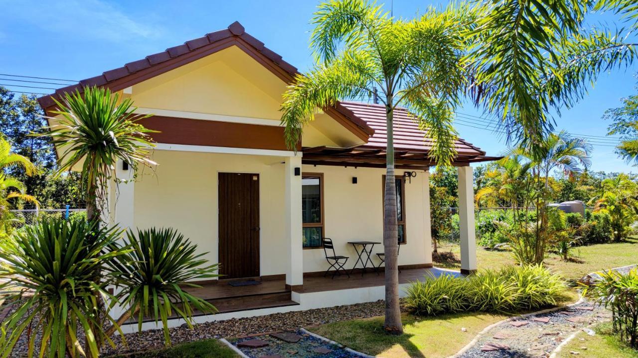 Isan Golf & Adventure Hotel Udon Thani Dış mekan fotoğraf