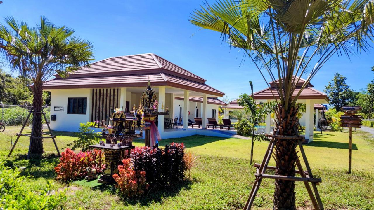 Isan Golf & Adventure Hotel Udon Thani Dış mekan fotoğraf