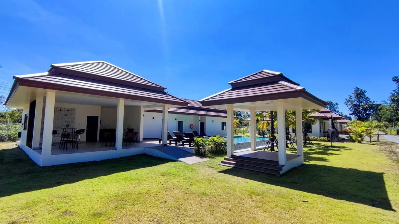Isan Golf & Adventure Hotel Udon Thani Dış mekan fotoğraf