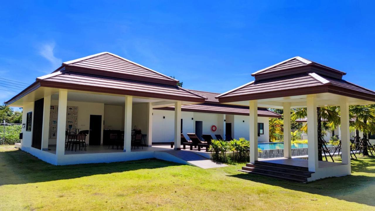 Isan Golf & Adventure Hotel Udon Thani Dış mekan fotoğraf