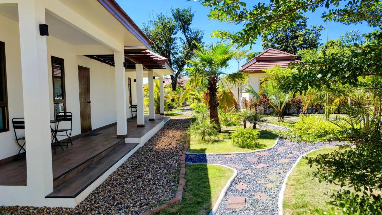 Isan Golf & Adventure Hotel Udon Thani Dış mekan fotoğraf