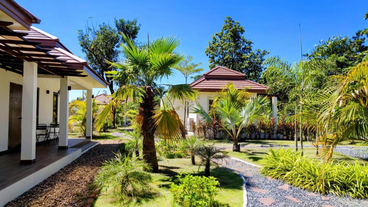 Isan Golf & Adventure Hotel Udon Thani Dış mekan fotoğraf